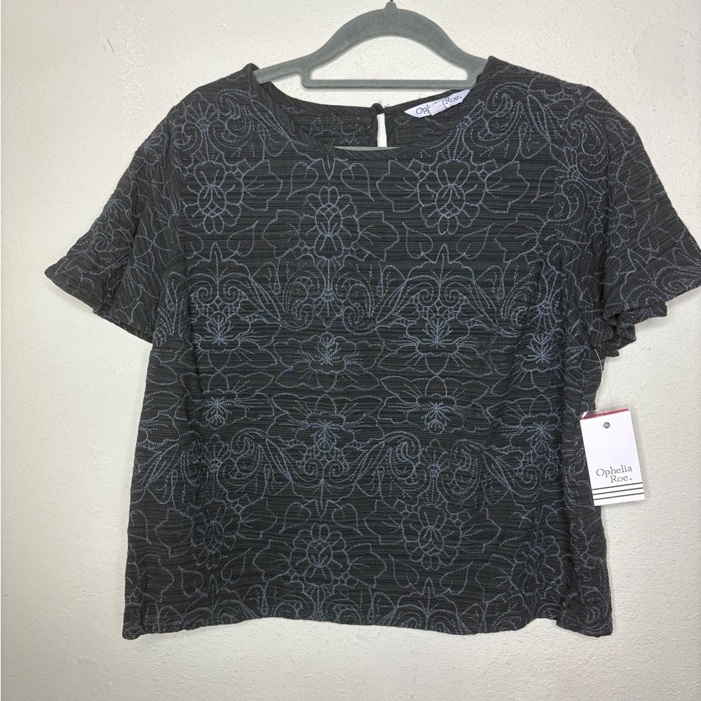NWT Women's Black Floral Embroidered Short Sleeve Top